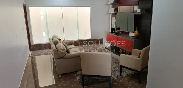 Casa de Condomínio com 3 Quartos à venda, 220m² no Região dos Lagos, Brasília