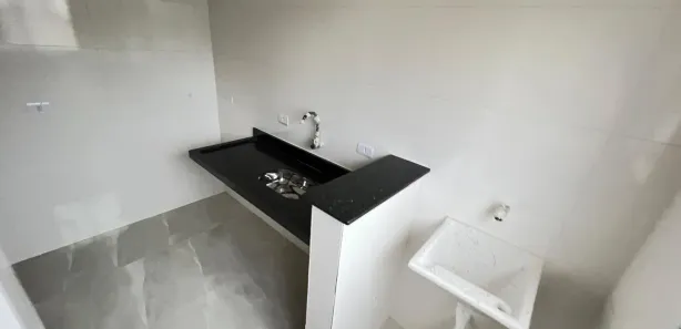 Casa de Condomínio com 2 Quartos para alugar, 60m² no Melvi, Praia Grande