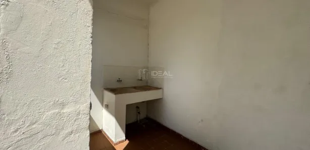 Loja / Salão / Ponto Comercial com 4 Quartos para venda ou aluguel, 200m² no Centro, Campos dos Goytacazes