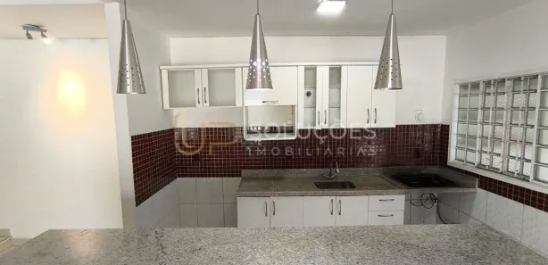 Casa de Condomínio com 2 Quartos à venda, 280m² no Região dos Lagos, Brasília