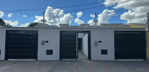 Casa com 2 Quartos à venda, 62m² no Setor Jardim Imperial, Trindade