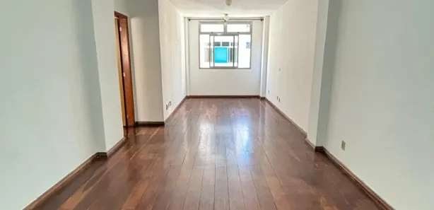 Apartamento com 2 Quartos para alugar, 10m² no Centro, Nova Friburgo