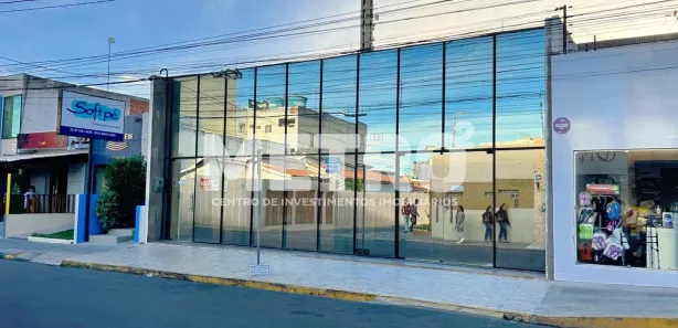 Loja / Salão / Ponto Comercial para alugar, 195m² no Gercino Coelho, Petrolina