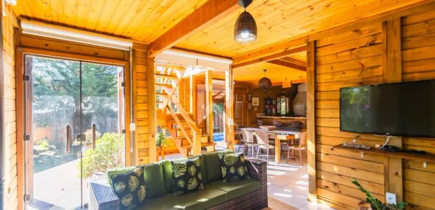 Sobrado com 3 Quartos à venda, 250m² no , Quatro Barras