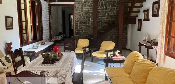 Fazenda / Sítio / Chácara com 7 Quartos à venda, 33000m² no São João, Barra do Piraí