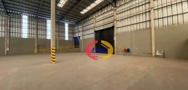 Galpão / Depósito / Armazém para alugar, 5400m² no Taboão, Mogi das Cruzes
