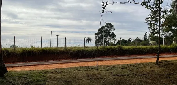 Terreno / Lote / Condomínio à venda, 394m² no Colinas do Castelo, Jaguariúna