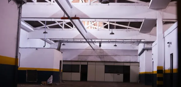 Galpão / Depósito / Armazém para venda ou aluguel, 800m² no Centro, Campos dos Goytacazes