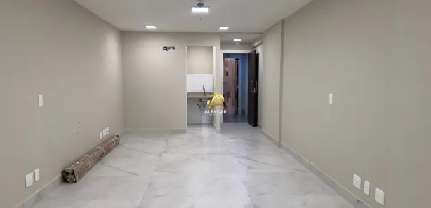 Conjunto Comercial / Sala para alugar, 33m² no Praia da Costa, Vila Velha