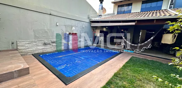 Sobrado com 4 Quartos à venda, 214m² no Jardim América, Goiânia