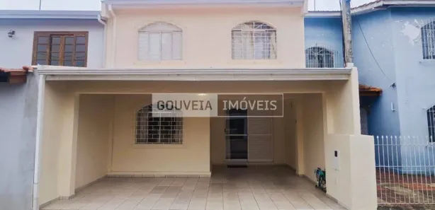 Sobrado com 3 Quartos para alugar, 120m² no Boqueirão, Curitiba