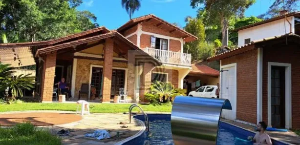 Casa de Condomínio com 3 Quartos à venda, 300m² no Jardim dos Ipês, Embu das Artes