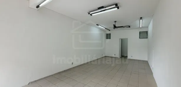 Loja / Salão / Ponto Comercial para alugar, 50m² no Chácara Braz Miraglia, Jaú