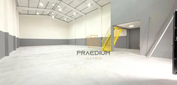 Galpão / Depósito / Armazém à venda, 345m² no Rio Pequeno, São José dos Pinhais