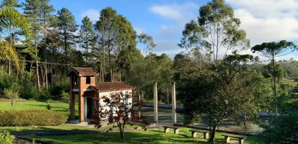 Fazenda / Sítio / Chácara com 4 Quartos à venda, 600m² no Loteamento Chacaras Embu-Guacu, Embu-Guaçu