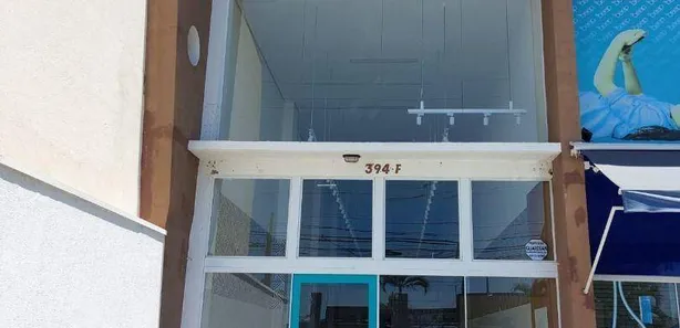 Loja / Salão / Ponto Comercial à venda, 105m² no Centro, Atibaia