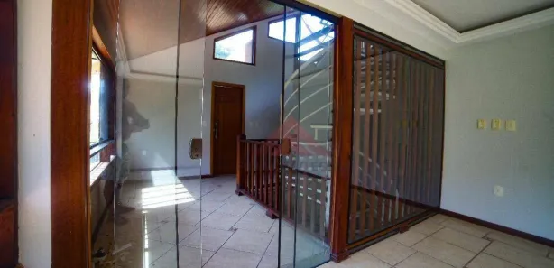Casa de Condomínio com 7 Quartos à venda, 412m² no Baldeador, Niterói