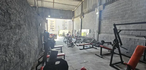 Loja / Salão / Ponto Comercial à venda, 300m² no Vila Norma, Mesquita