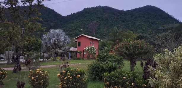 Fazenda / Sítio / Chácara com 2 Quartos à venda, 1000m² no Papucaia, Cachoeiras de Macacu