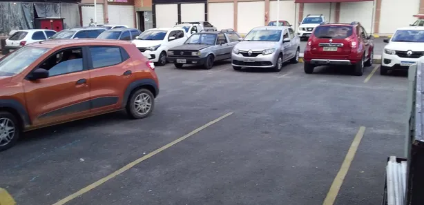 Loja / Salão / Ponto Comercial à venda, 1705m² no Boqueirão, Curitiba