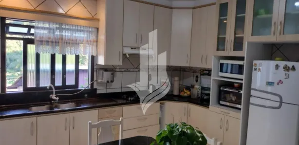 Casa com 3 Quartos à venda, 218m² no Itoupavazinha, Blumenau