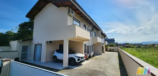 Sobrado com 2 Quartos à venda, 85m² no Rocio Grande, São Francisco do Sul