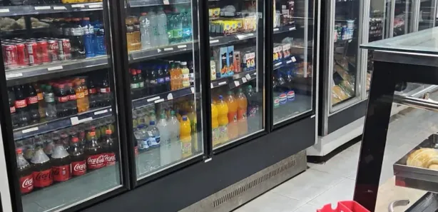 Loja / Salão / Ponto Comercial à venda, 150m² no Vila Galvão, Senador Canedo