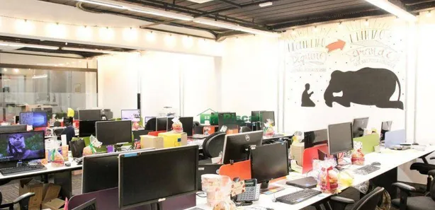Prédio Inteiro para venda ou aluguel, 900m² no Vila Santa Luzia, Taboão da Serra