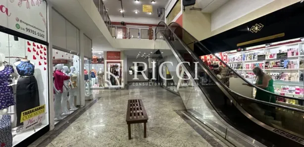 Prédio Inteiro à venda, 1900m² no Centro, São Vicente
