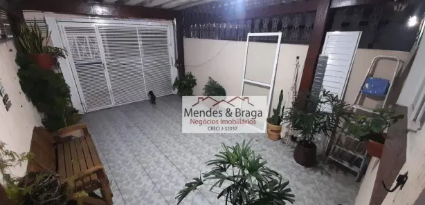Sobrado com 2 Quartos à venda, 119m² no Jardim Santa Mena, Guarulhos