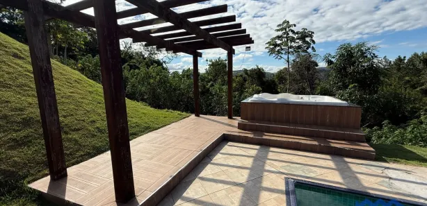 Fazenda / Sítio / Chácara com 4 Quartos à venda, 3385m² no , Mairinque