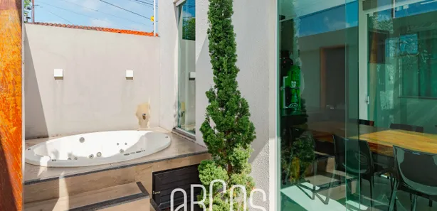 Casa com 3 Quartos à venda, 250m² no Aeroporto, Aracaju