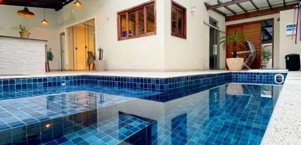 Casa de Condomínio com 3 Quartos à venda, 178m² no Parque Ipiranga, Resende