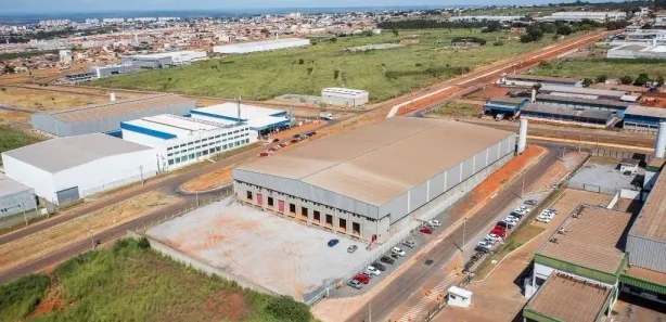 Galpão / Depósito / Armazém à venda, 7257m² no Santa Maria, Brasília