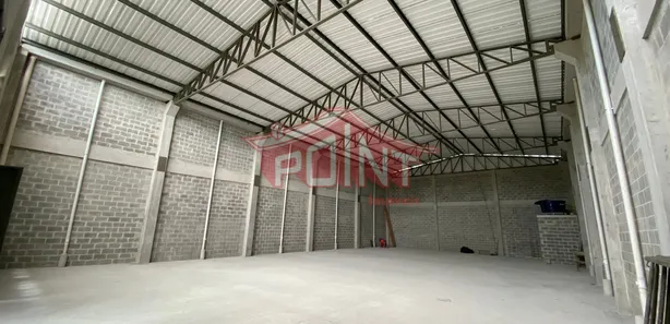 Galpão / Depósito / Armazém para alugar, 410m² no Maria Paula, Niterói