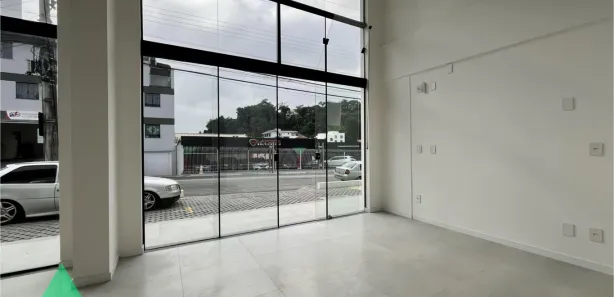 Conjunto Comercial / Sala para alugar, 62m² no Água Verde, Blumenau