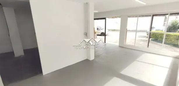 Loja / Salão / Ponto Comercial para alugar, 87m² no Quitandinha, Petrópolis