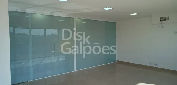 Conjunto Comercial / Sala para alugar, 76m² no Centro, Diadema