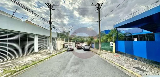Prédio Inteiro para venda ou aluguel, 391m² no Jardim Nomura, Cotia