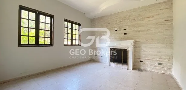Fazenda / Sítio / Chácara com 4 Quartos para alugar, 390m² no Condomínio Lagoinha, Jacareí