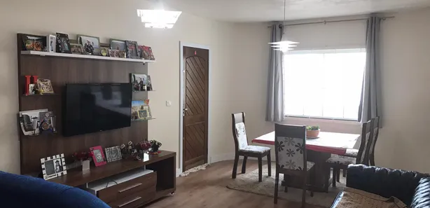 Sobrado com 4 Quartos à venda, 250m² no Vila Gilcy, Campo Largo