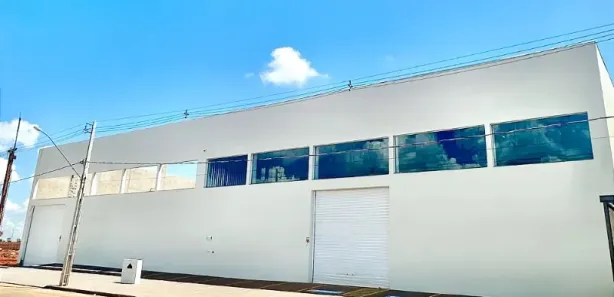 Galpão / Depósito / Armazém à venda, 2750m² no Novo Mundo, Uberlândia