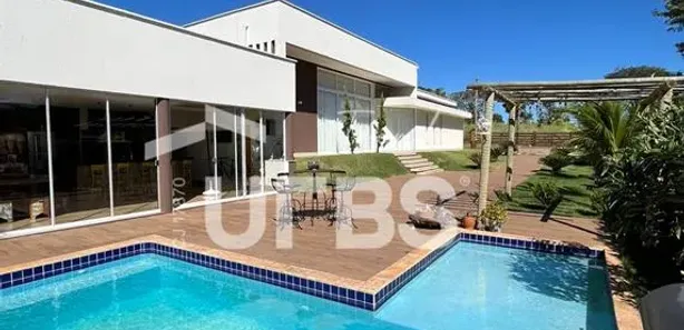 Casa de Condomínio com 3 Quartos à venda, 297m² no , Hidrolândia