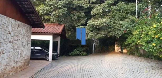 Fazenda / Sítio / Chácara com 3 Quartos à venda, 3600m² no Chácaras Bartira, Embu das Artes