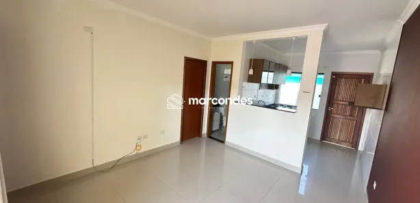 Casa com 2 Quartos para alugar, 50m² no Nações, Fazenda Rio Grande