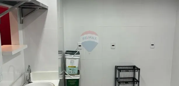 Loja / Salão / Ponto Comercial à venda, 47m² no Mossunguê, Curitiba