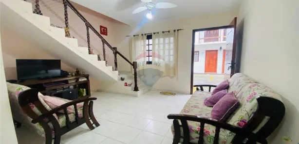 Casa de Condomínio com 2 Quartos para alugar, 65m² no Jardim Las Palmas, Guarujá