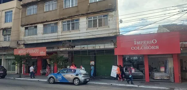 Loja / Salão / Ponto Comercial para alugar, 97m² no Aterrado, Volta Redonda