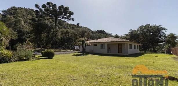 Fazenda / Sítio / Chácara com 3 Quartos à venda, 3284m² no Águas Fervidas, Colombo