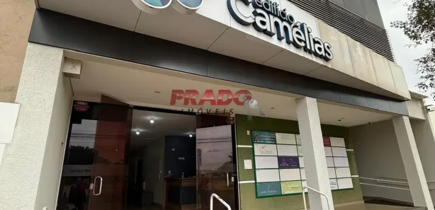 Conjunto Comercial / Sala para alugar, 43m² no Conjunto Habitacional Inocente Vila Nova Júnior, Maringá